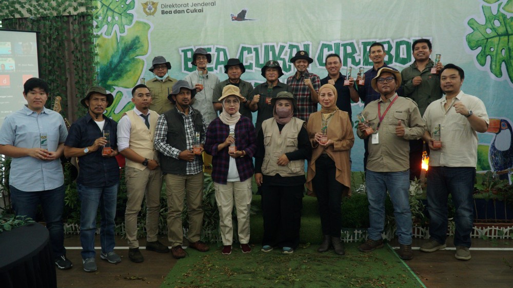 Tekan Angka Pengangguran melalui Pelatihan Menjahit Sepatu