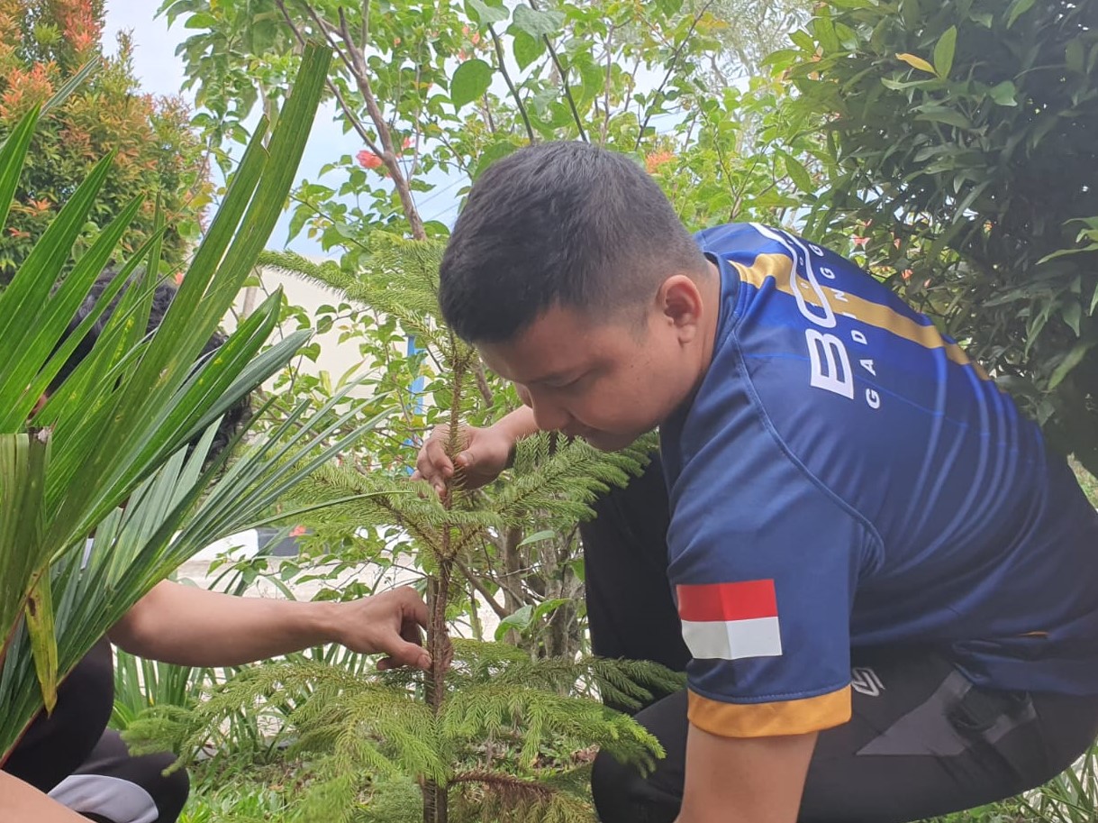 Penanaman Pohon Oleh Pegawai Mutasi Bea Cukai Sangatta