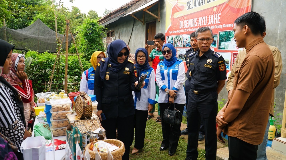 Kanwil Bea Cukai Sumbagbar Lakukan Pemberdayaan UMKM di Tulang Bawang Barat