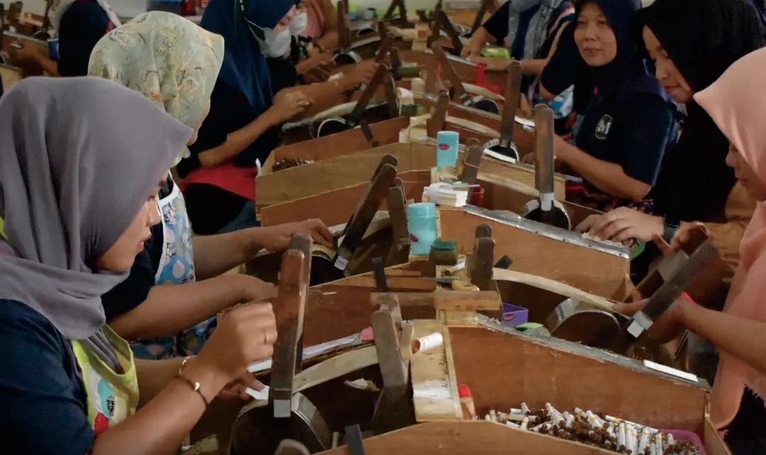 Tumbuhnya Pabrik Rokok di Magelang