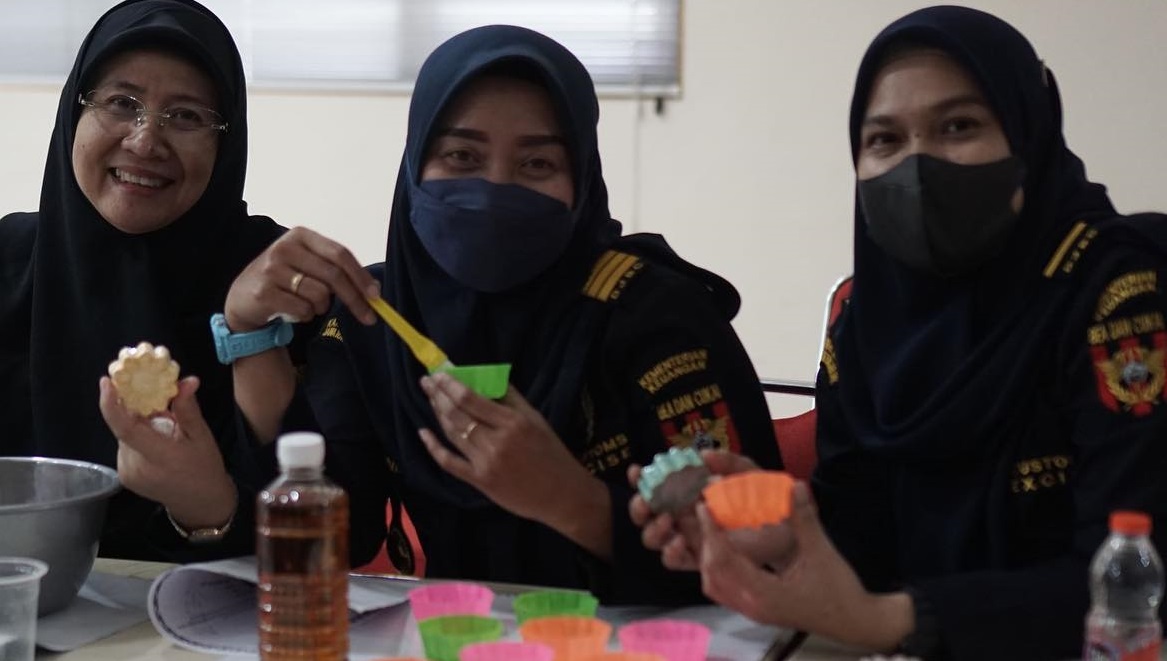 Pelatihan Pengolahan Limbah Jelantah Menjadi Sabun