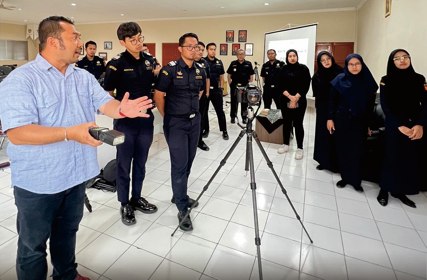 Menjadi Handal dalam Dokumentasi dan Peliputan, Bea Cukai Magelang Adakan Workshop Fotografi dan Pengoperasian Drone