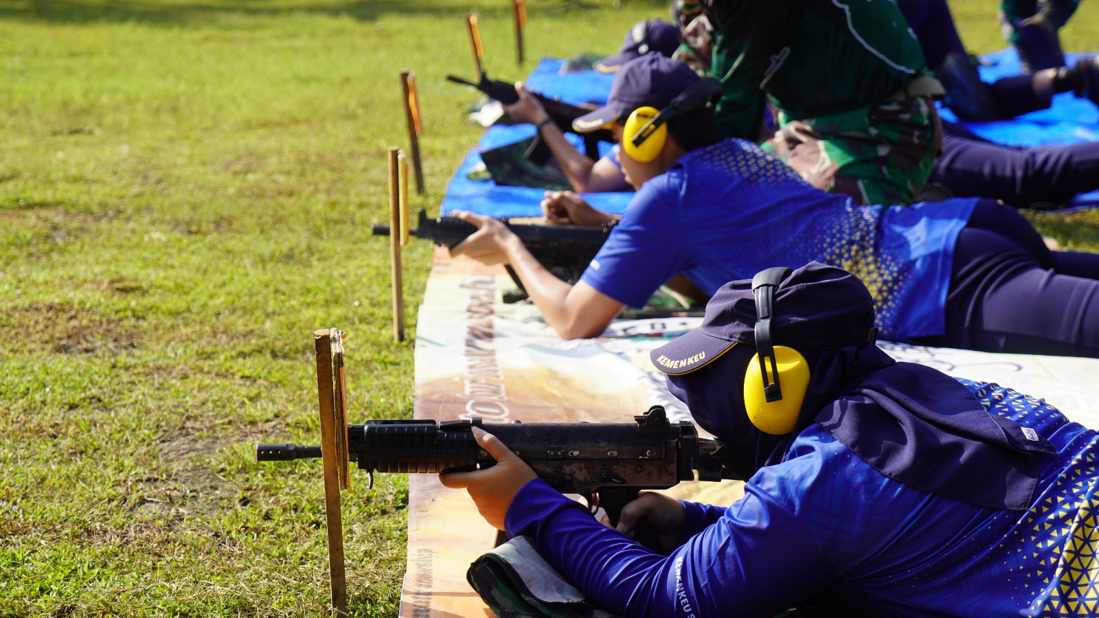 Latihan Menembak Bea Cukai Bojonegoro: Meningkatkan Keterampilan dan Ketangguhan Mental Pegawai