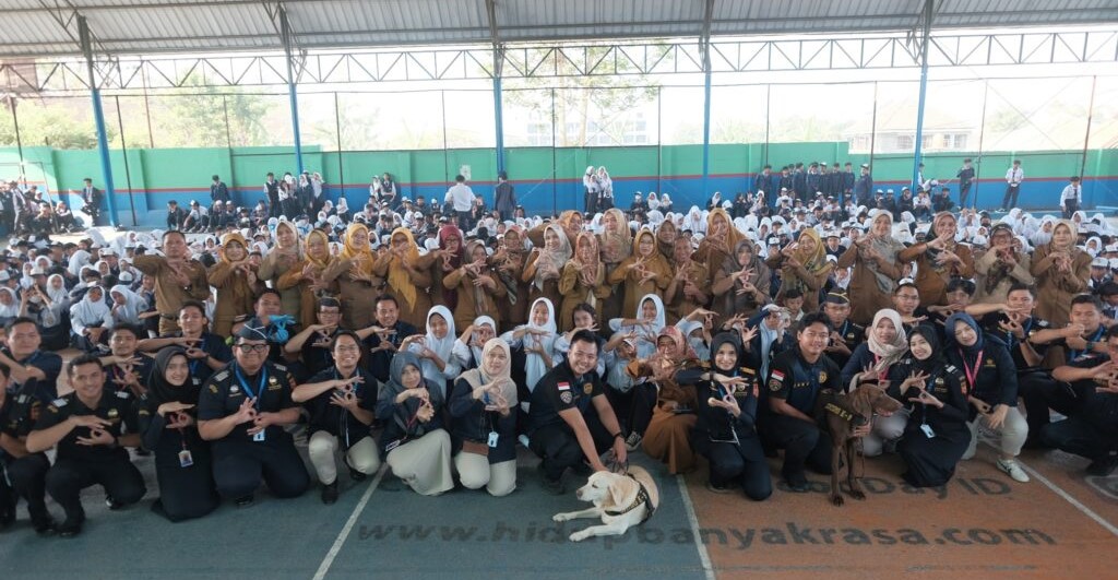 Memperingati Hari Oeang ke-77, Kantor Wilayah DJBC Jawa Barat Turut berpartisipasi dalam kegiatan Kemenkeu Mengajar 8