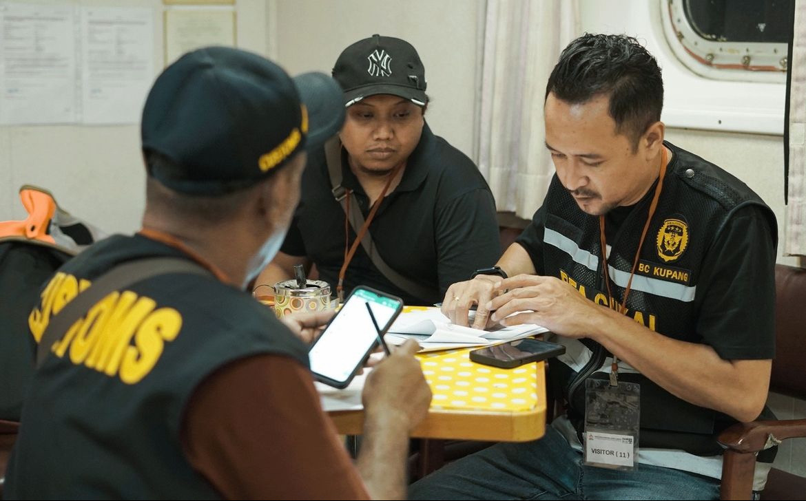 Pengawasan Importasi Raw Sugar PT. Muria Sumba Manis