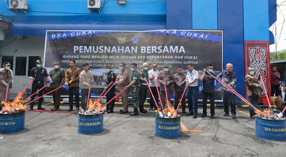 PEMUSNAHAN BARANG MILIK NEGARA HASIL PENINDAKAN KEPABEANAN DAN CUKAI