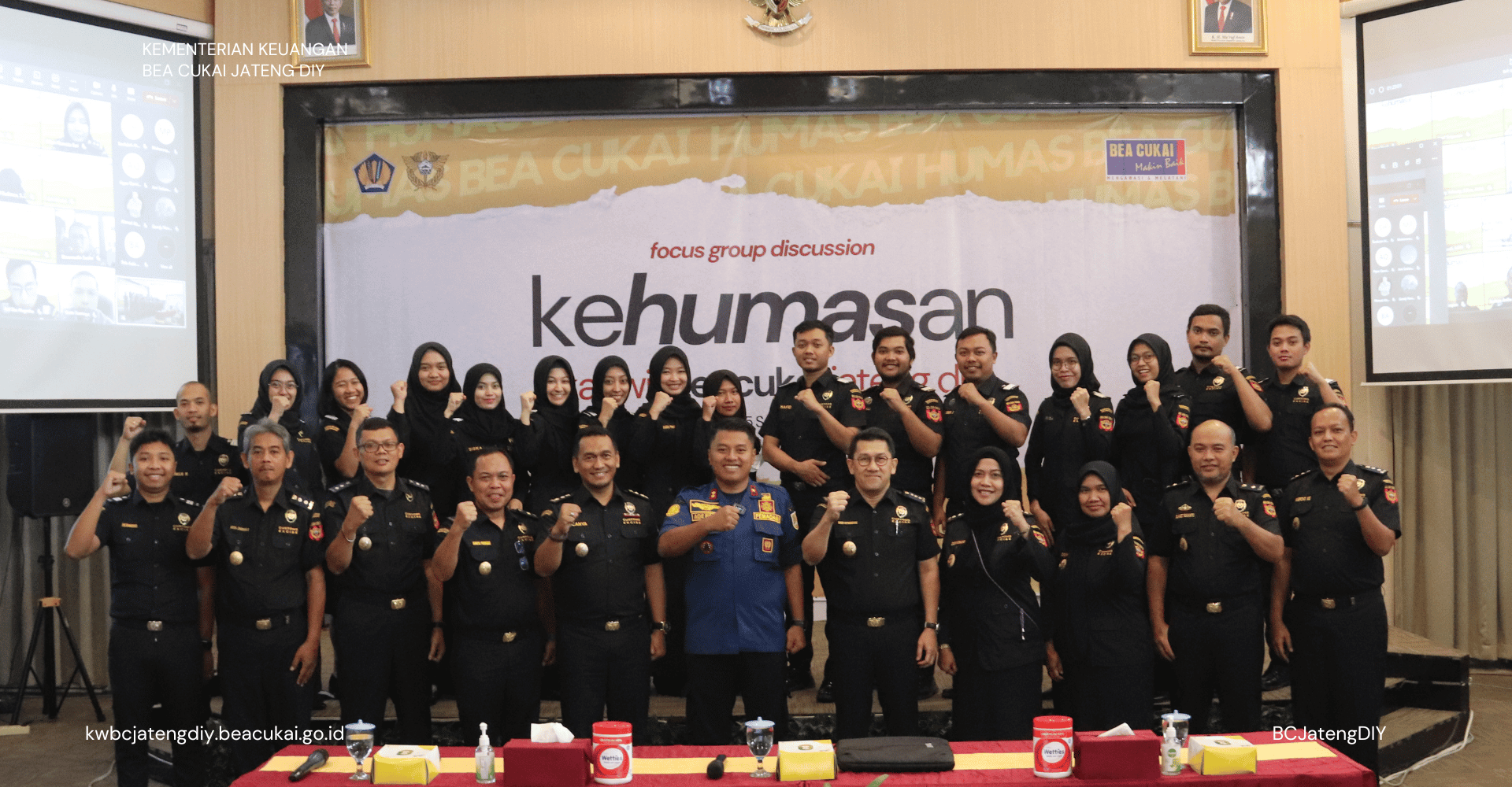 Pegawai Humas Bea Cukai Jateng DIY Latihan Public Speaking dan Personal Branding