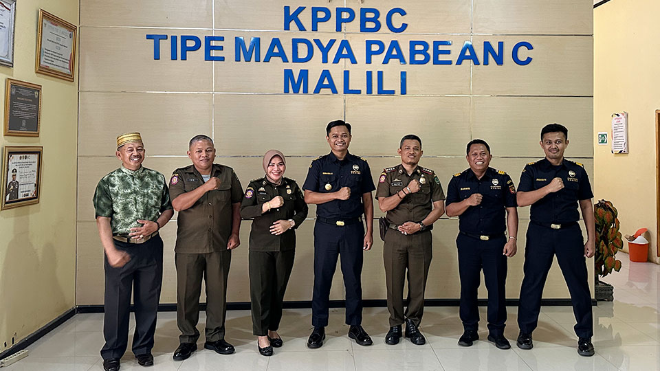 Sinergi Bersama Satpol PP Luwu Utara Berantas Rokok Ilegal