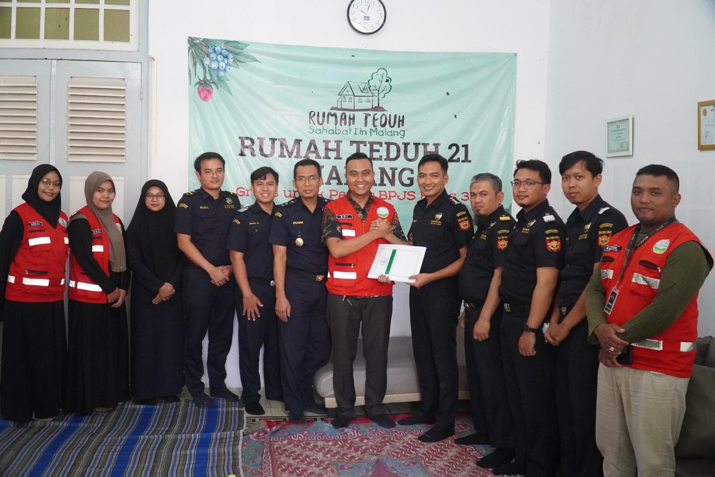 Bakti Sosial Dalam Rangka Memperingati Hari Pabean Internasional di Rumah Teduh Sahabat Iin Malang