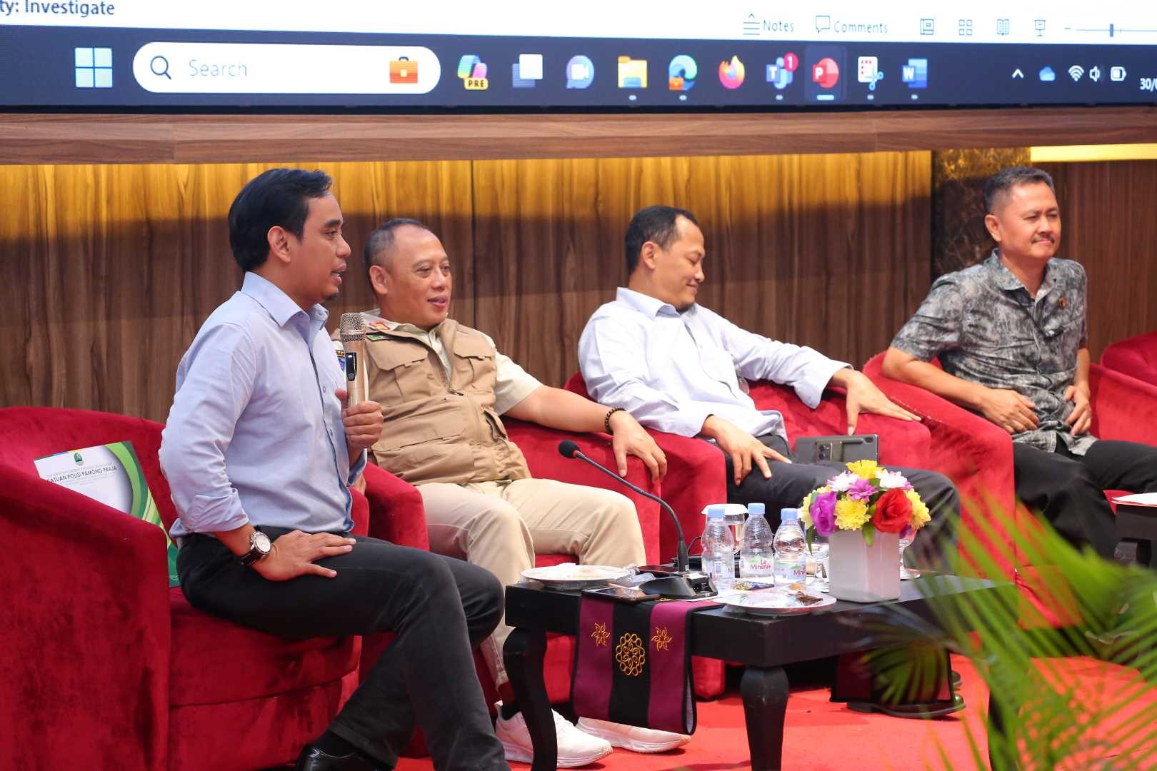 Rapat Koordinasi DBHCHT Bea Cukai - Satpol PP Jabar