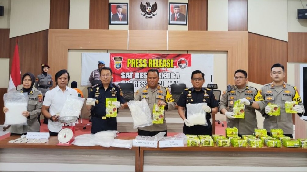 Sinergi Beacukai dan Kepolisian Tindak Penyelundupan 33 Kg Sabu dan 1.243 Butir Pil Ekstasi