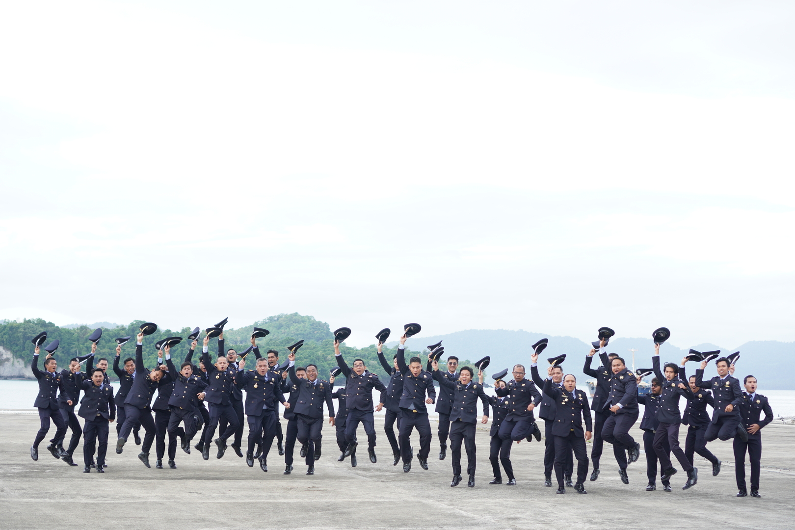 Foto Bersama Seluruh Pegawai KPPBC TMP C Sabang