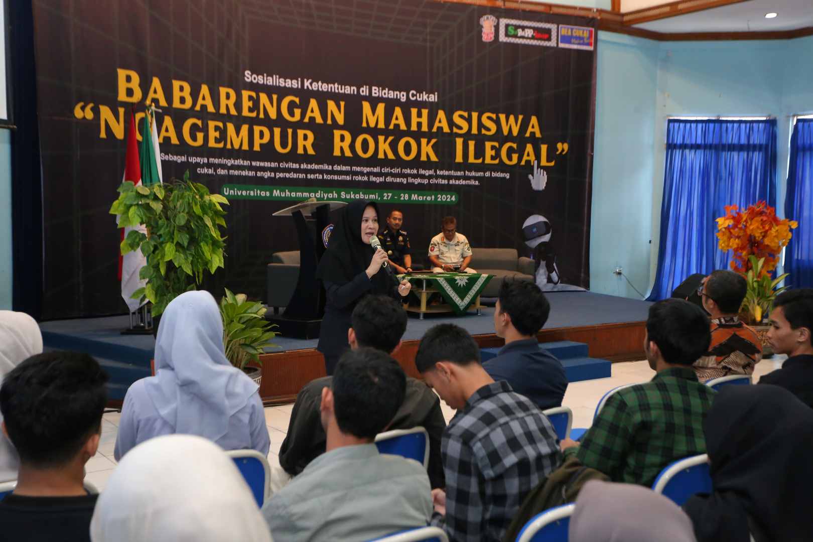 Babareng Mahasiswa Ngagempur Rokok Ilegal