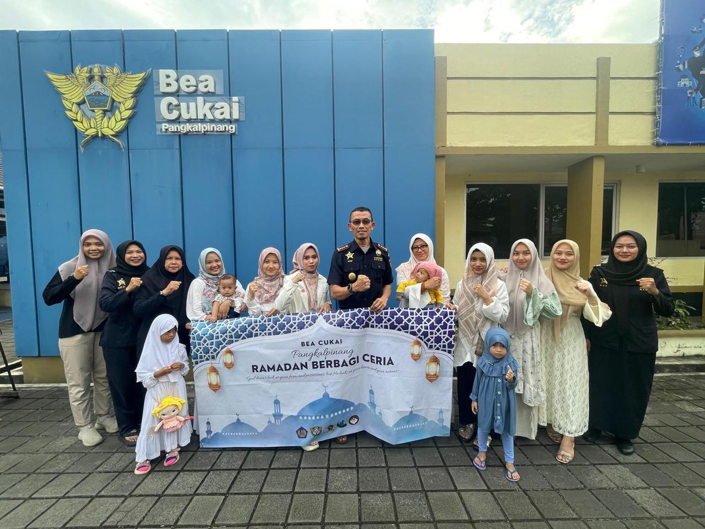 Ramadhan Berbagi Ceria bersama Dharma Wanita Bea Cukai Pangkalpinang