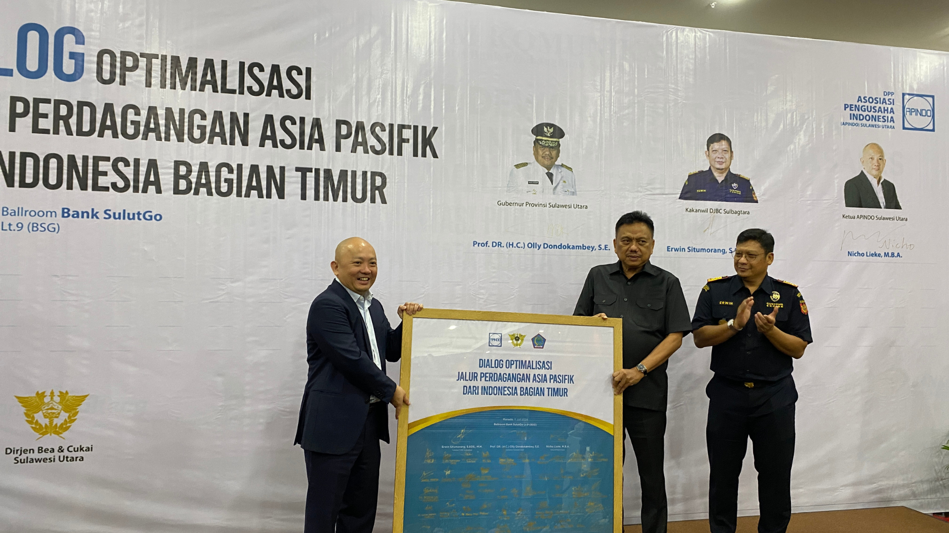 Kanwil Bea Cukai Sulbagtara Inisiasi Dialog Jalur Perdagangan Ekspor bersama Gubernur Sulawesi Utara dan APINDO. Optimalkan Potensi Perdagangan Indonesia Bagian Timur menuju Asia Pasifik.