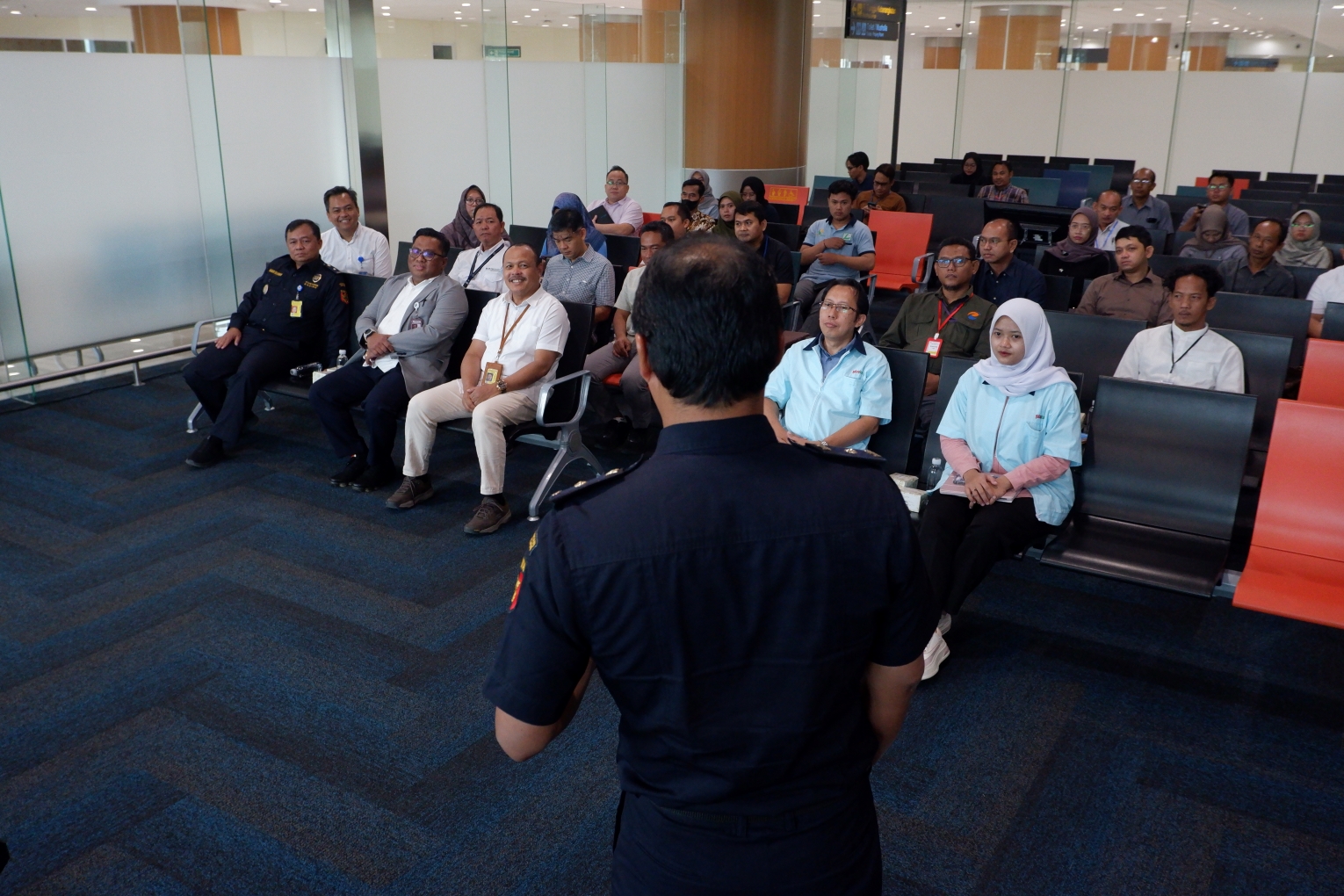 Penguatan Regulasi dan Integritas: Coffee Morning dengan Pengusaha TPB di Bandara Kertajati