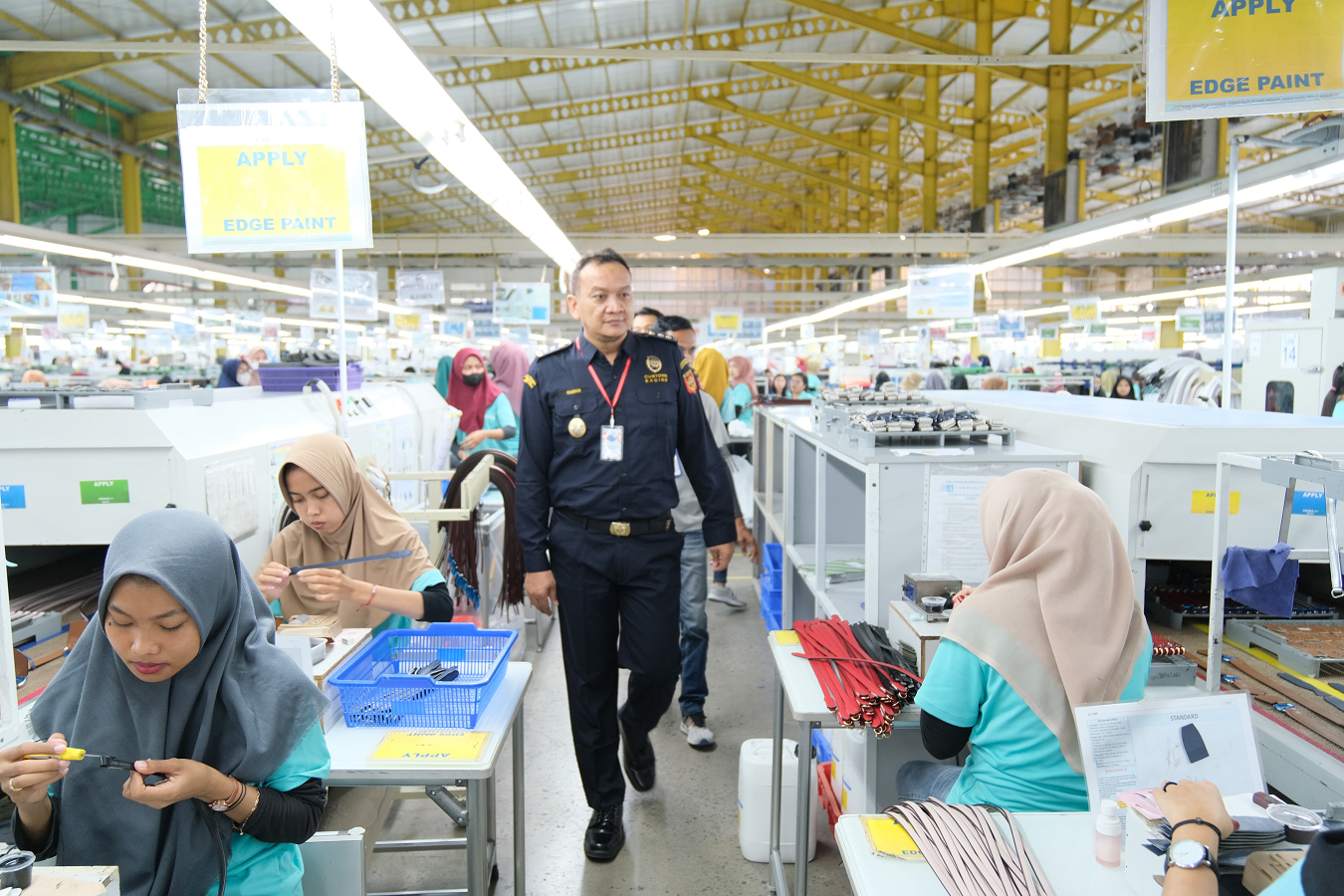 Tingkatkan Pelayanan, Bea Cukai Tanjung Emas Laksanakan Kegiatan Customs Visit Customers