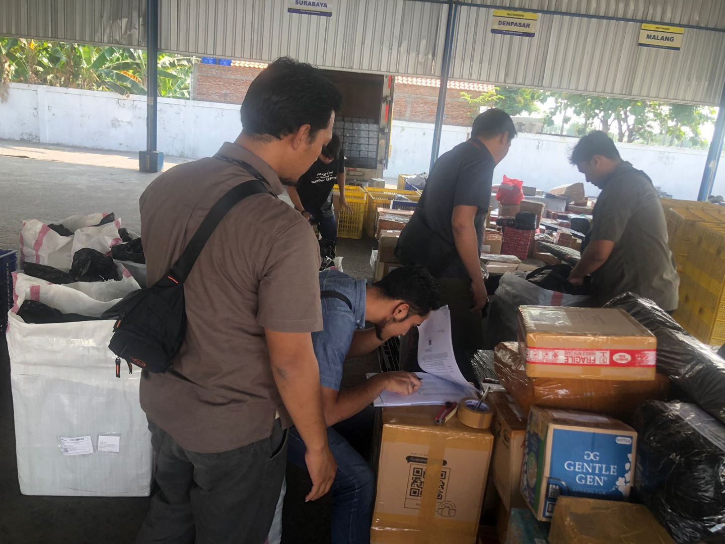 Penangkapan Rokok Illegal