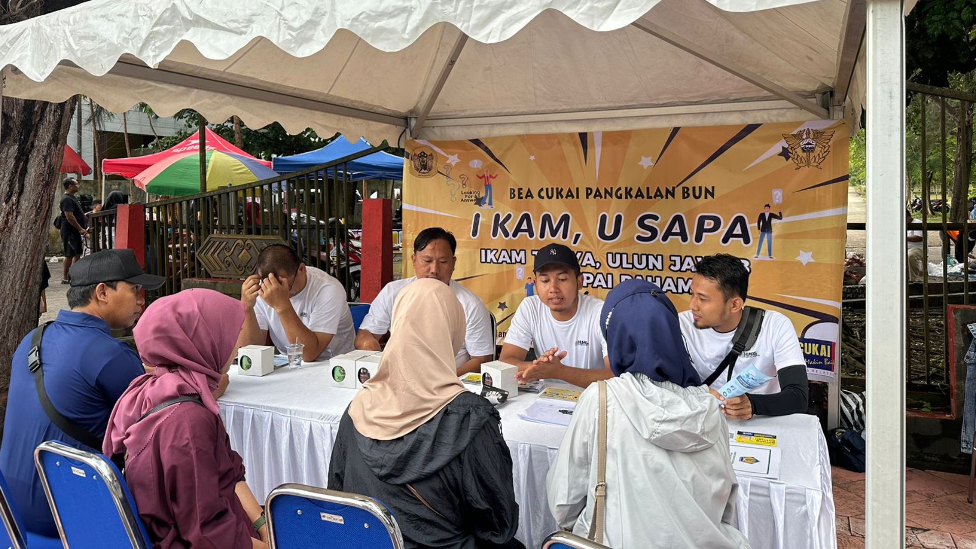 Sosialisasikan Peraturan, Bea Cukai Pangkalan Bun Hadir di CFD Bundaran Pancasila