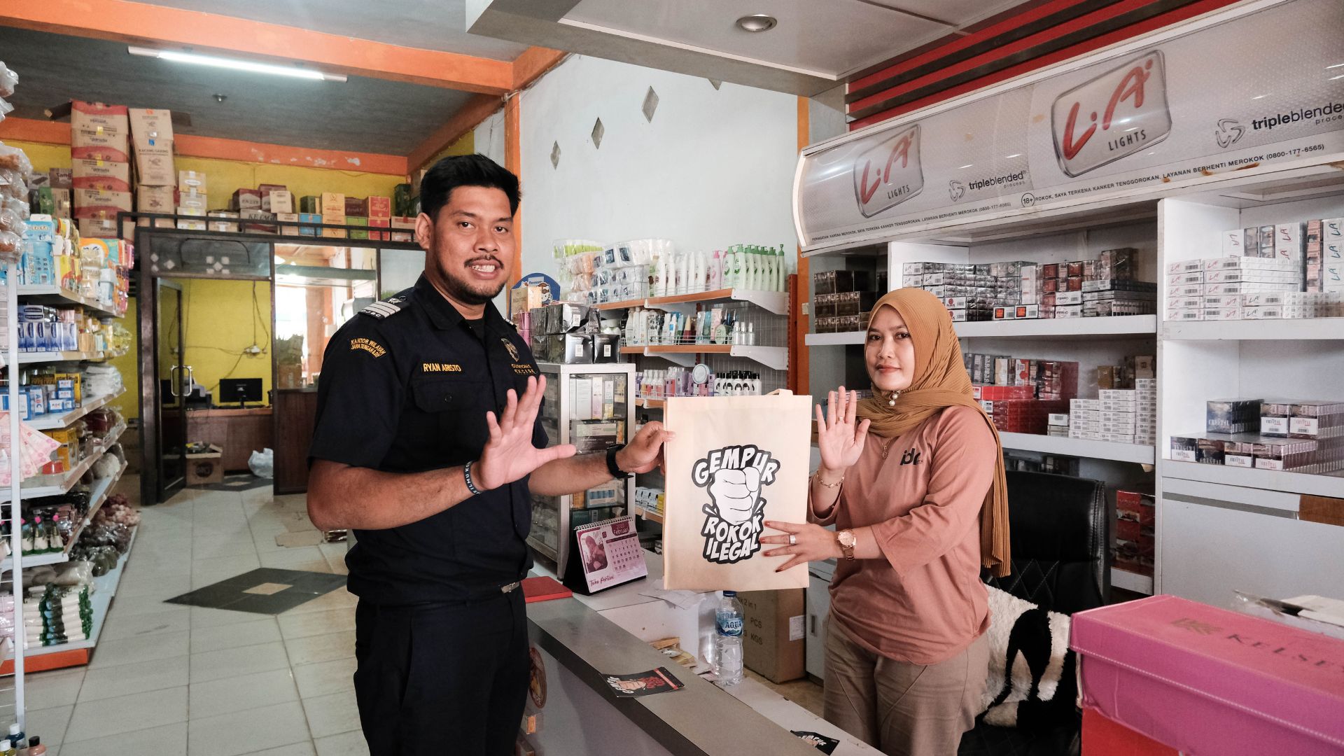 Sosialisasi Gempur Rokok Ilegal