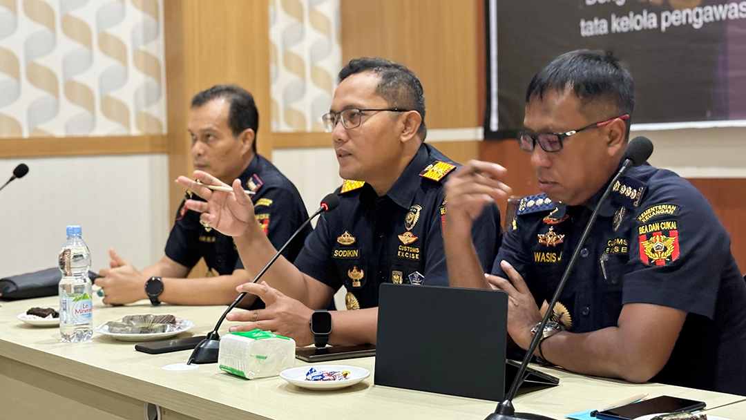 Rapat Koordinasi Pengawasan Kanwil Bea Cukai Maluku