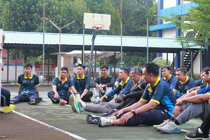 Bea Cukai Mataram Selenggarkaan Senam Pagi dan Pembinaan Mental Kejiwaan