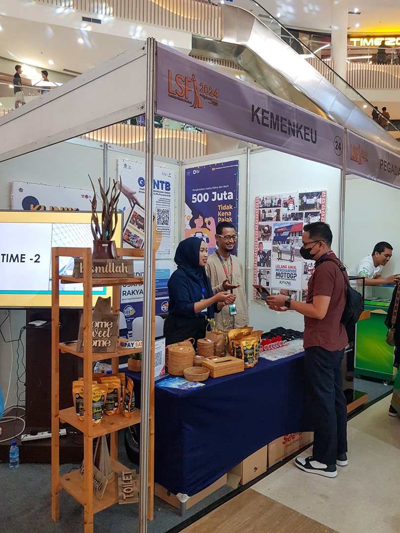 Klinik Ekspor Bea Cukai Mataram Berpartisipasi dalam Event Lombok Sharia Festival 2024