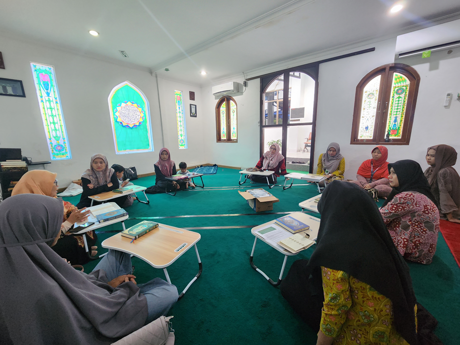 Kegiatan pembinaan mental kepada seluruh pegawai