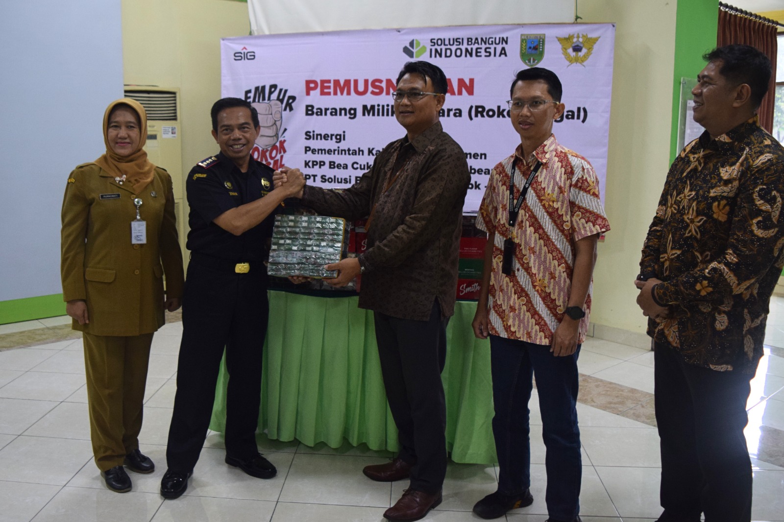 Bea Cukai Cilacap Musnahkan 672 Ribu Batang Rokok Ilegal