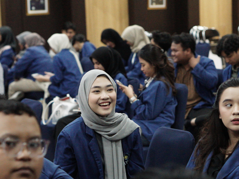 Kunjungan Mahasiswa ITS : Pelajari Secara Langsung Kepabeanan dan Cukai di BC Perak