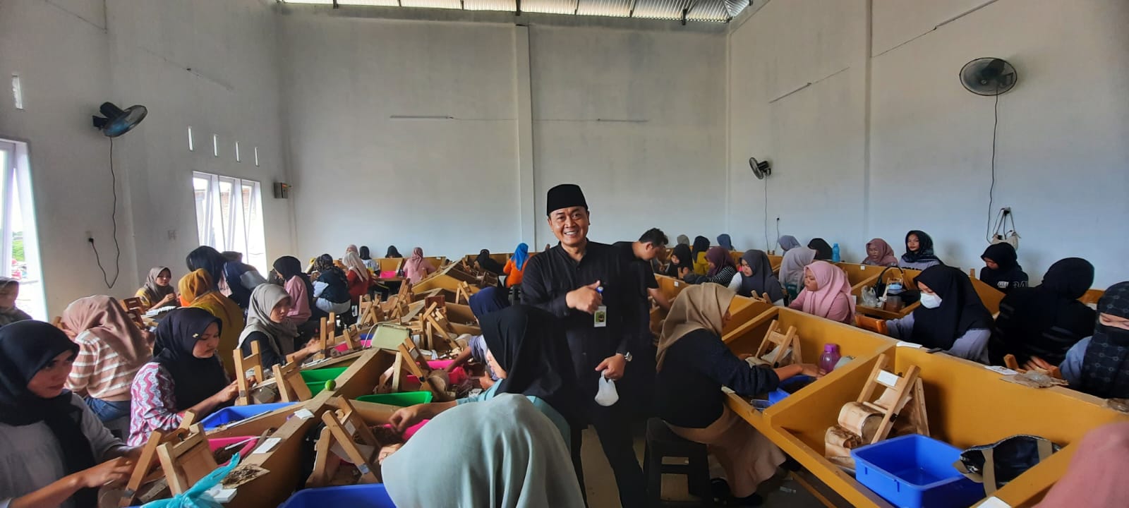 Bea Cukai Langsa Dukung Perekonomian melalui Pelayanan Perizinan Pabrik Rokok di Kota Langsa