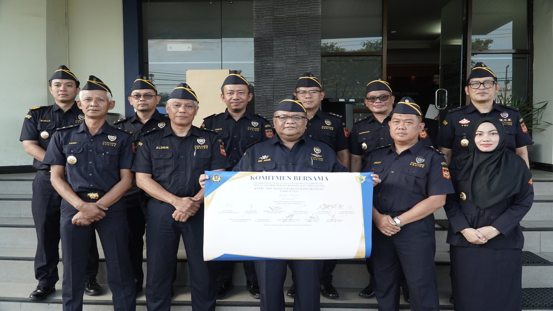 Bea Cukai Balikpapan Laksanakan Penandatangan Komitmen Bersama untuk Membangun Zona Integritas Menuju WBBM