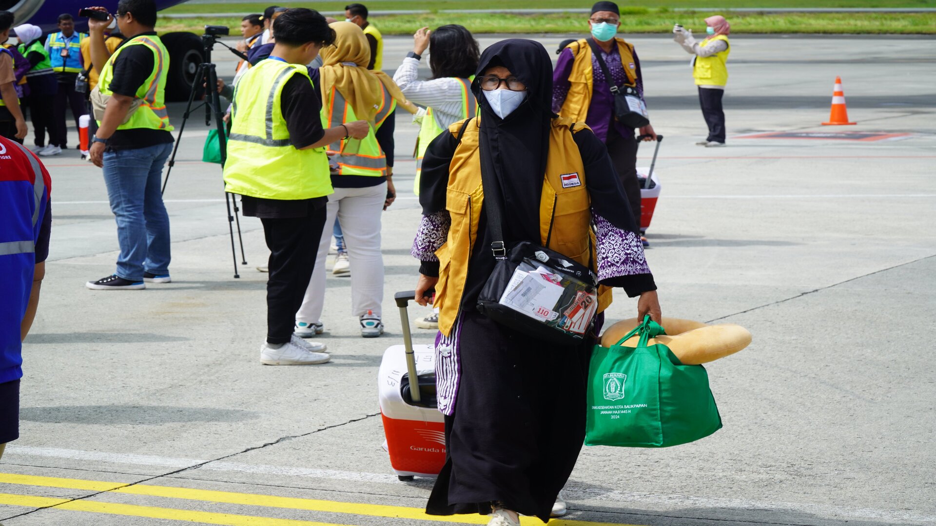 Sambut Kedatangan Kloter Pertama Jamaah Haji Kalimantan Timur, Bea Cukai Balikpapan Berikan Layanan Prima