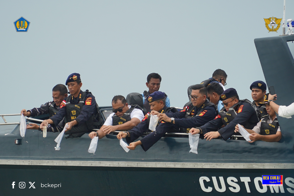 Sinergi Bea Cukai Gagalkan Penyelundupan 237 Ribu Ekor Benih Bening Lobster