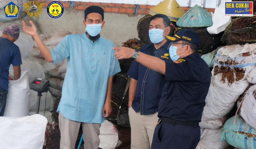 Customs Visit Customer PT Dwi Warna Nusa