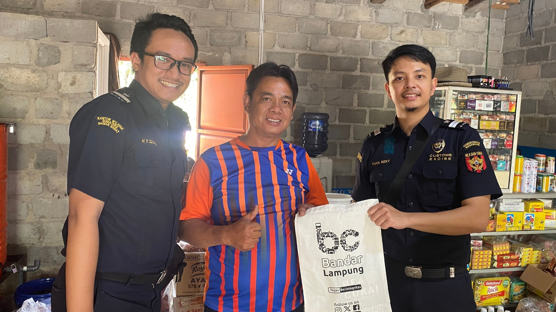 Bea Cukai Lampung Kembali Pantau Harga Transaksi Pasar Produk Rokok