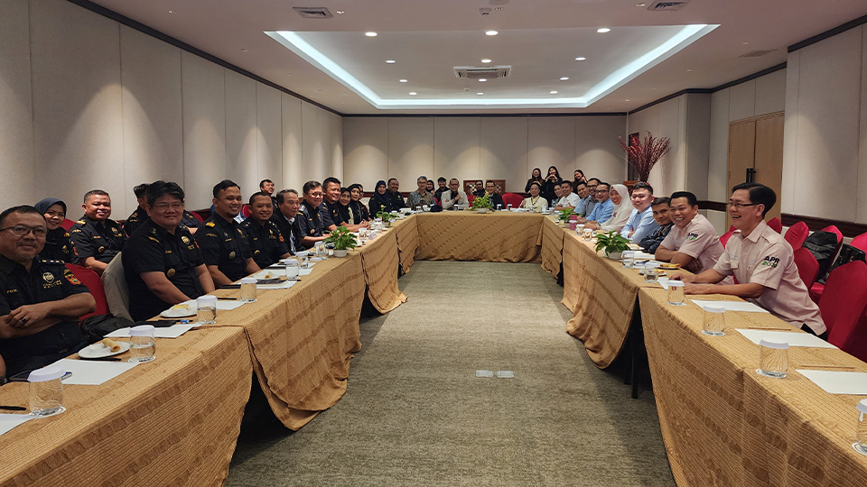 Dialog Strategis: Memperkuat Kerjasama DJBC dan Perusahaan Melalui Focus Group Discussion.