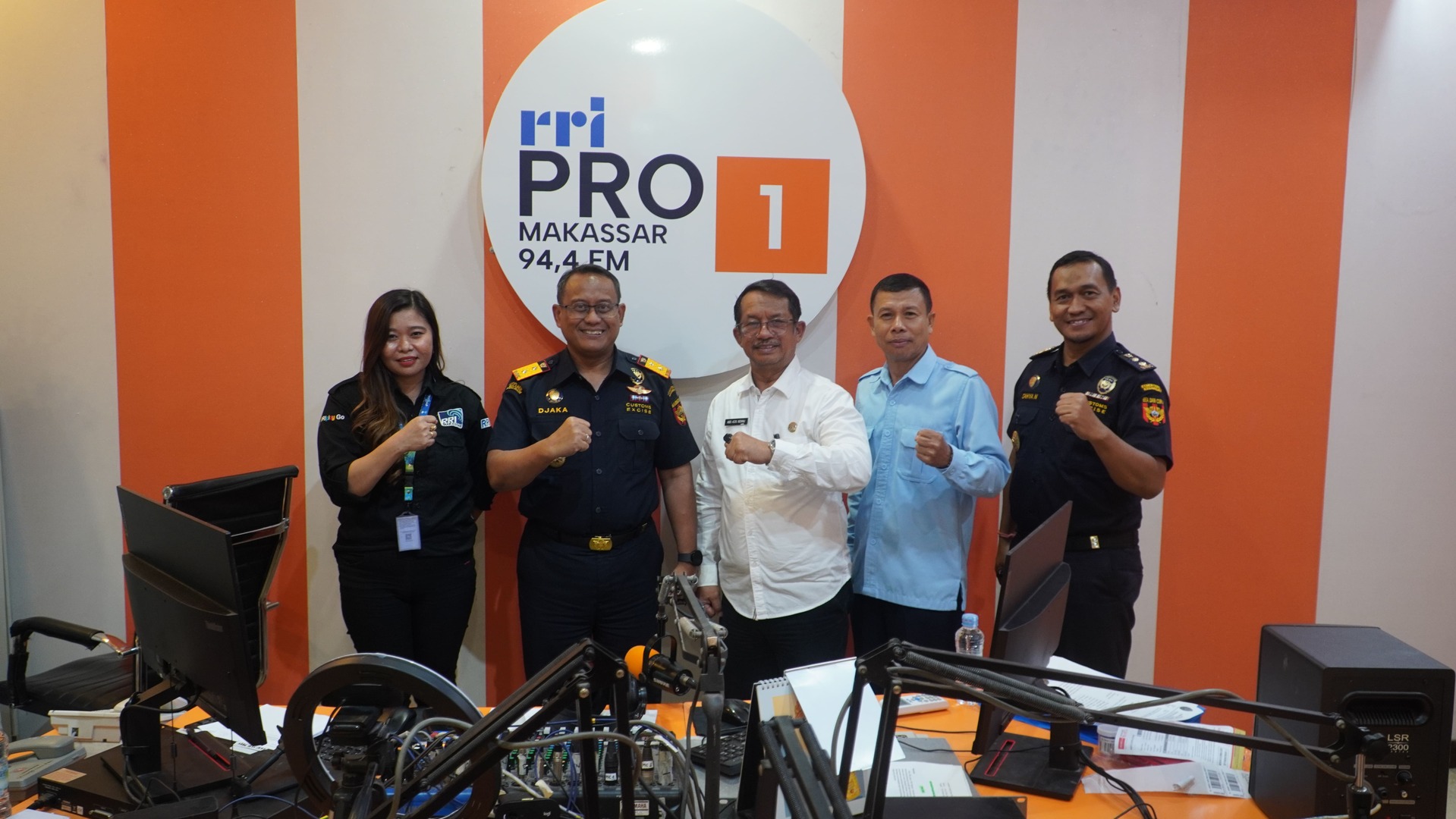Talkshow Kanwil Bea Cukai Sulbagsel di RRI Makassar