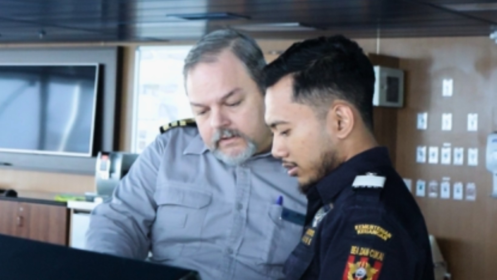 Layanan Kapal Pesiar Noordam Cruise : Bea Cukai Tanjung Perak Dukung Pariwisata dan Perkonomian Surabaya