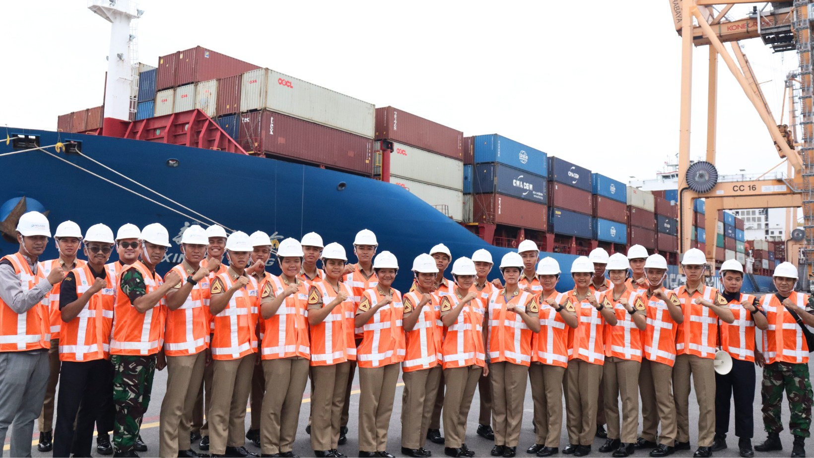 Bea Cukai Tanjung Perak Fasilitasi Latihan Praktik Taruna Akademi TNI Angkatan Laut