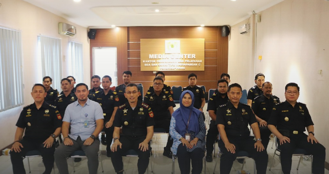 Bea Cukai Pangkalpinang selanggarakan Training Retraining membangun Pelayanan Publik bersama Ombudsman.
