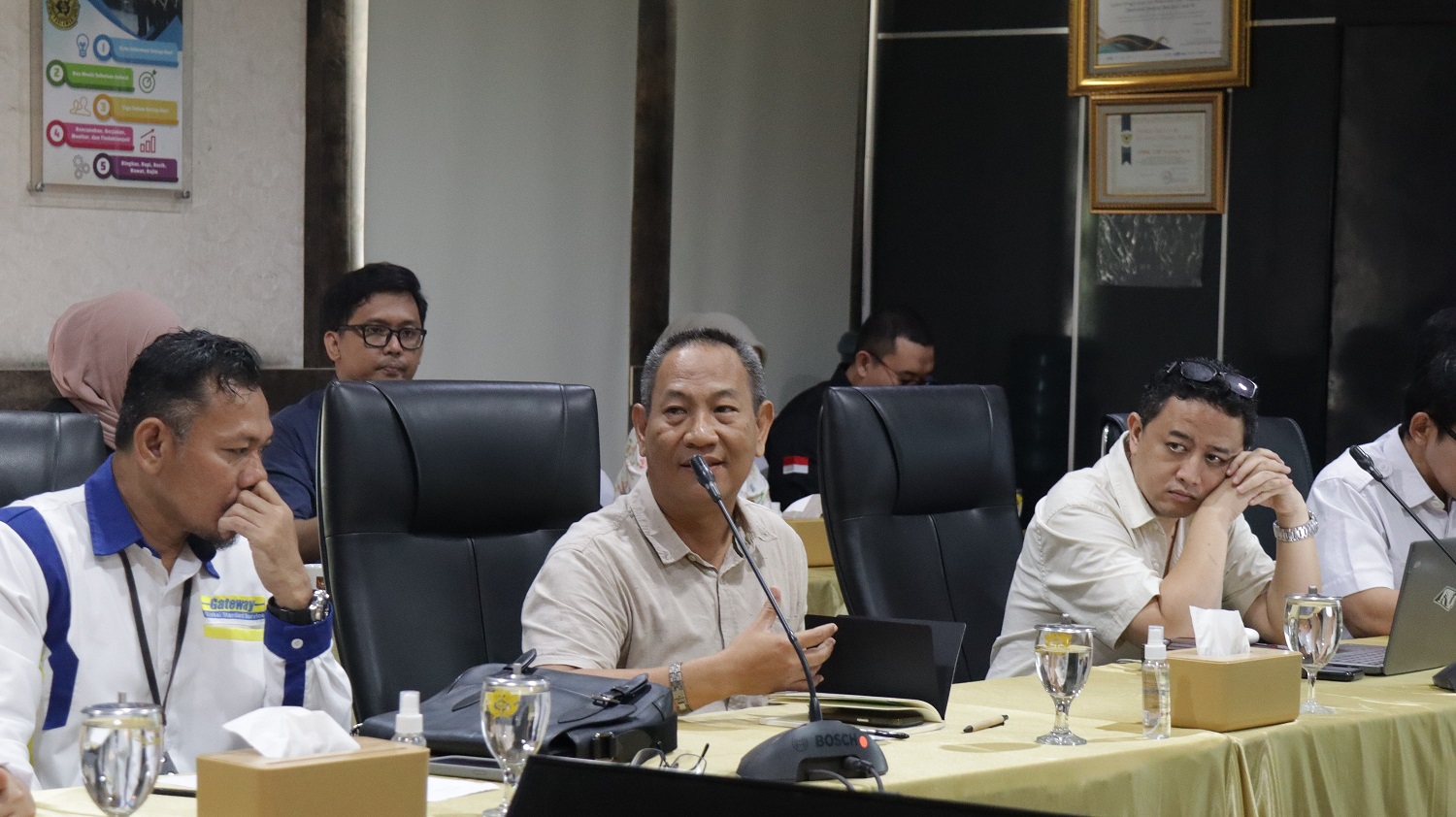 Tingkatkan Pelayanan di 2025 : Bea Cukai lakukan Monitoring dan Evaluasi Penerapan CEISA 4.0 Manifest