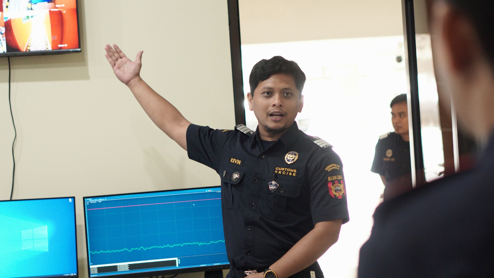 Percepat Kegiatan Pelayanan : Commissioning Test Pemindai Kontainer di Pelabuhan Tanjung Perak