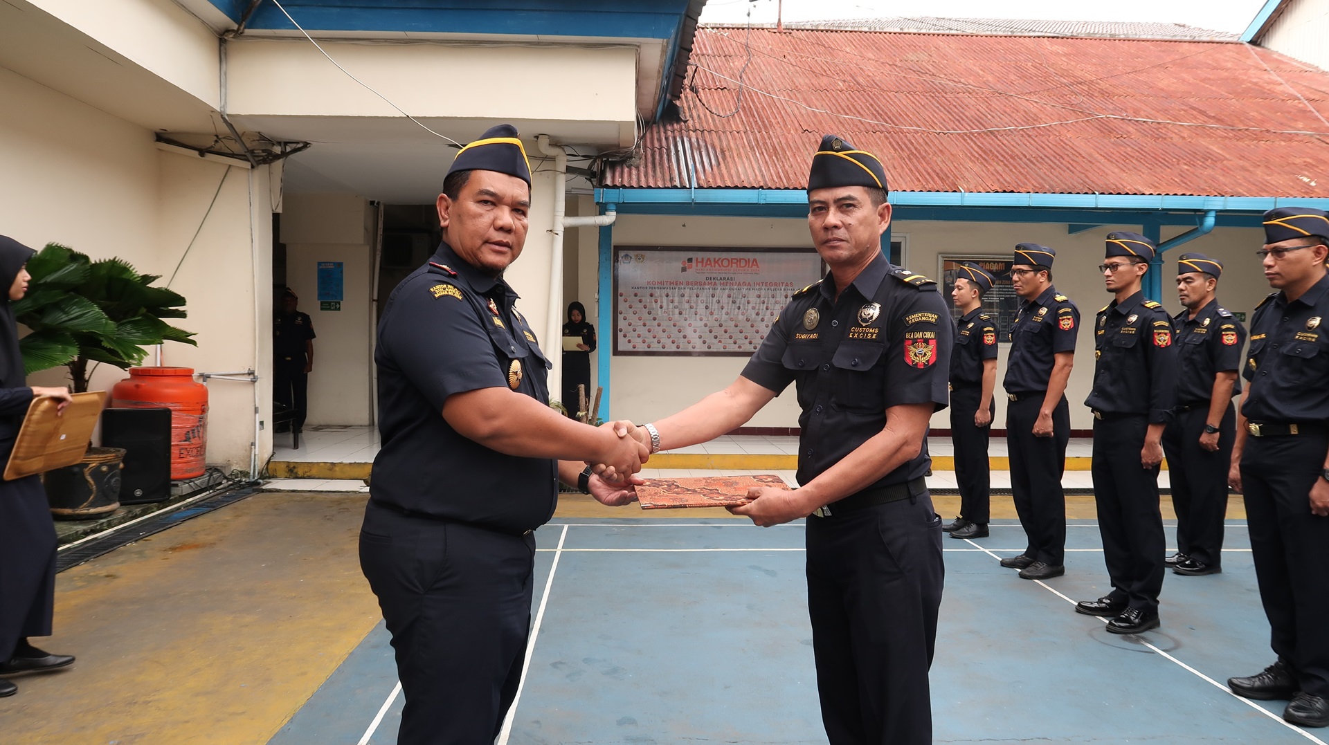 Apel Perdana Awal Tahun 2025: Target Terlampaui, Integritas sebagai Pondasi