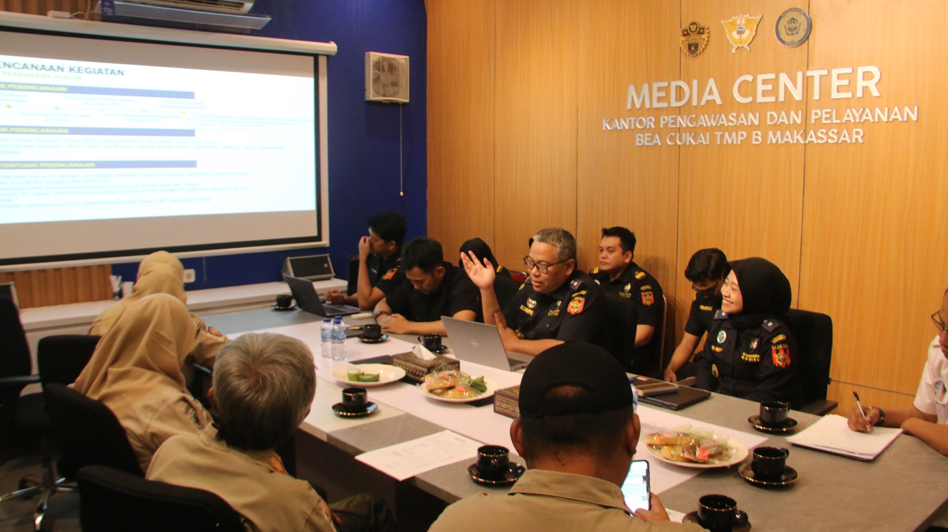 Rapat Koordinasi Bersama Pemkab Bulukumba, Takalar, Maros dan Pemkot Makassar