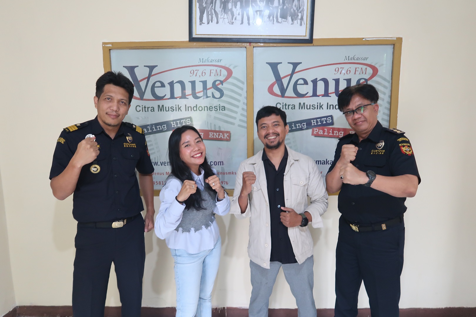 Siaran Radio Bersama Venus Makassar 97.6 FM