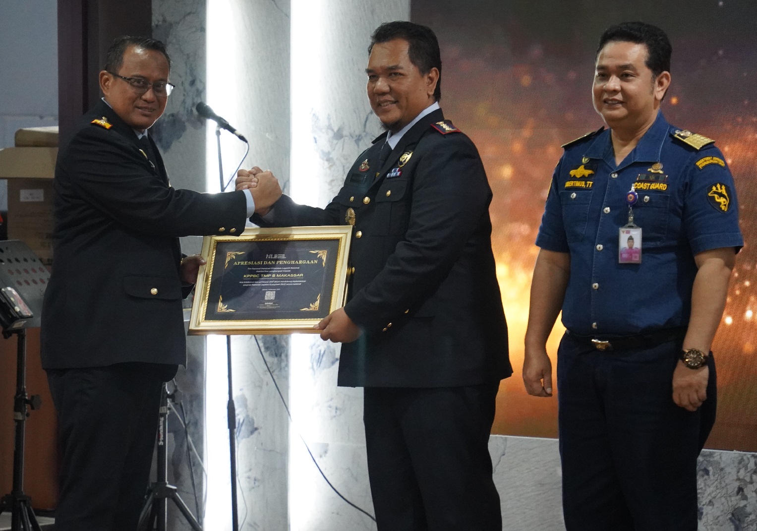 Bea Cukai Makassar terima Apresiasi dan Penghargaan atas Kolaborasi dan Partisipasi Aktif Mendukung Implementasi NLE secara Nasional