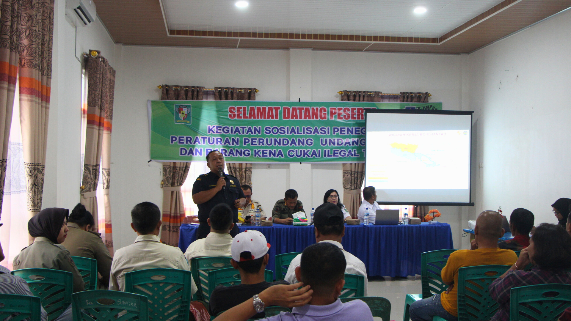 Sosialisasi Ketentuan di Bidang Cukai dan DBH CHT