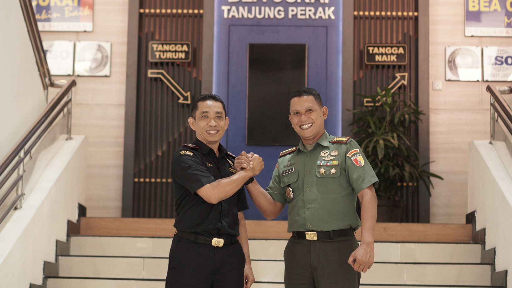 Sinergi Pengawasan : Bea Cukai Tanjung Perak Terima Kunjungan Dandim 0830 Surabaya