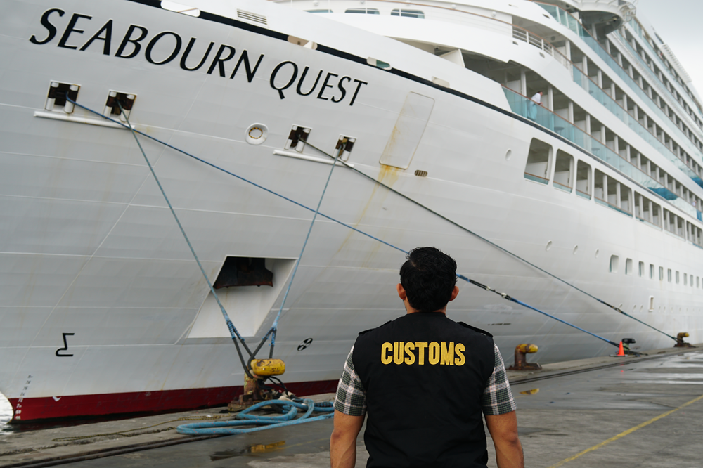 Seabourn Quest Singgah di Ternate, Bea Cukai Pastikan Pengawasan dan Pelayanan Optimal
